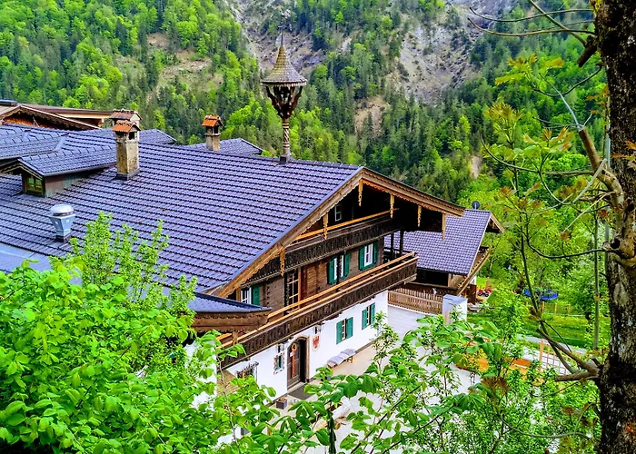 Hytte Berg'k'hof Kaisertal - Alpine Hideaway Ebbs