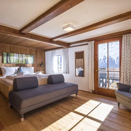 롯지 Berg'k'hof Kaisertal - Alpine Hideaway *