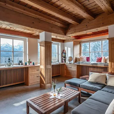 Hytte Berg'k'hof Kaisertal - Alpine Hideaway *