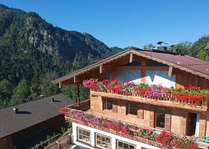 롯지 Berg'k'hof Kaisertal - Alpine Hideaway *
