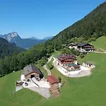 Berg'k'hof Kaisertal - Alpine Hideaway *